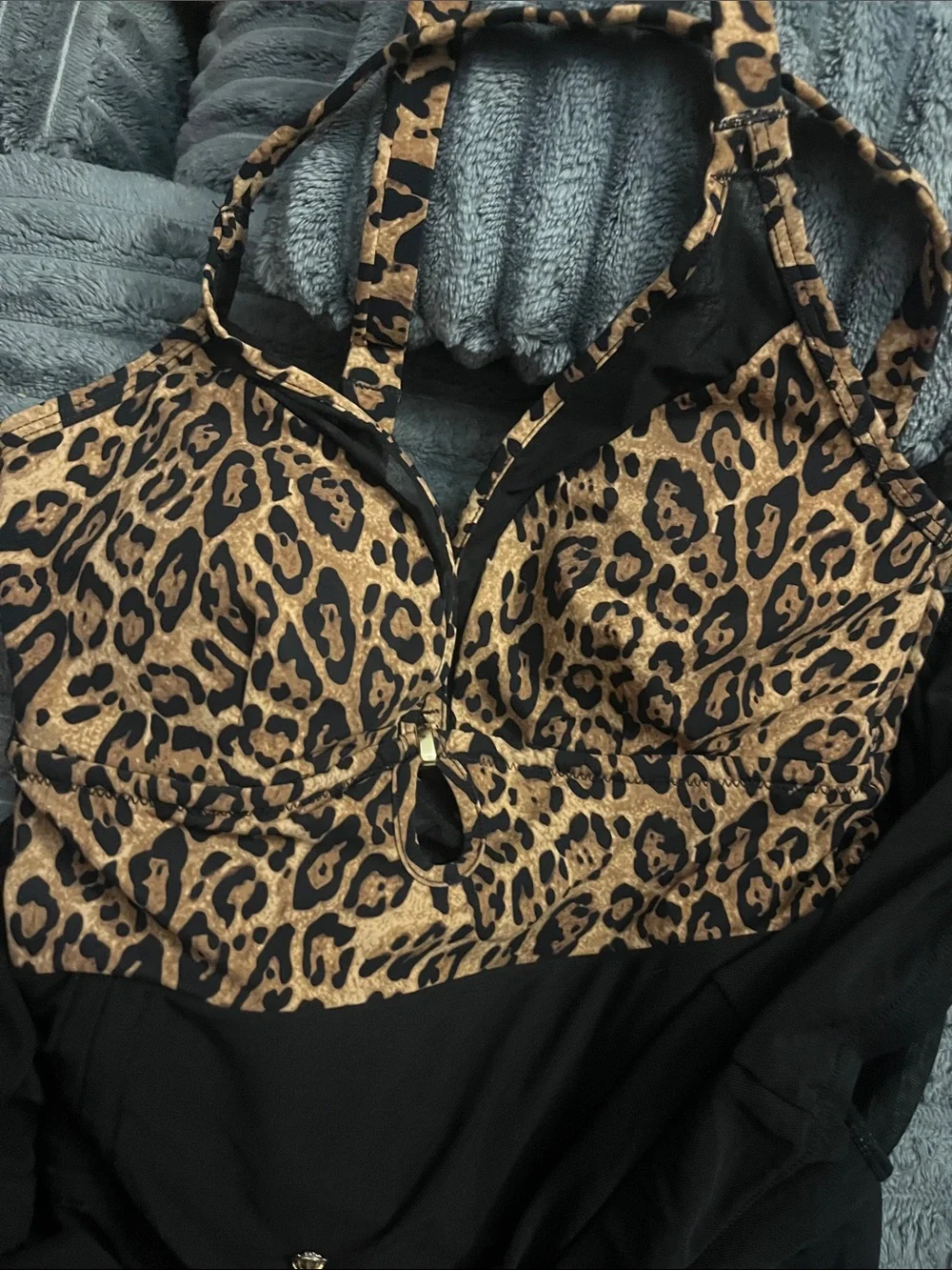Leopard Print & Black Women's Skirt - Elegant High-Waist Design